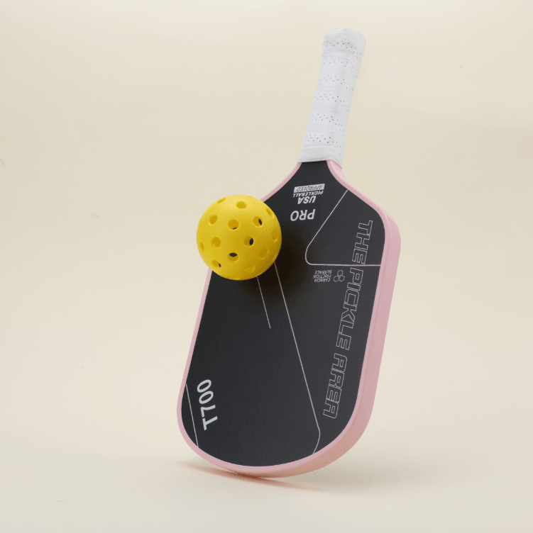 Affordable T700 pickleball paddle with yellow hybrid pickleball.