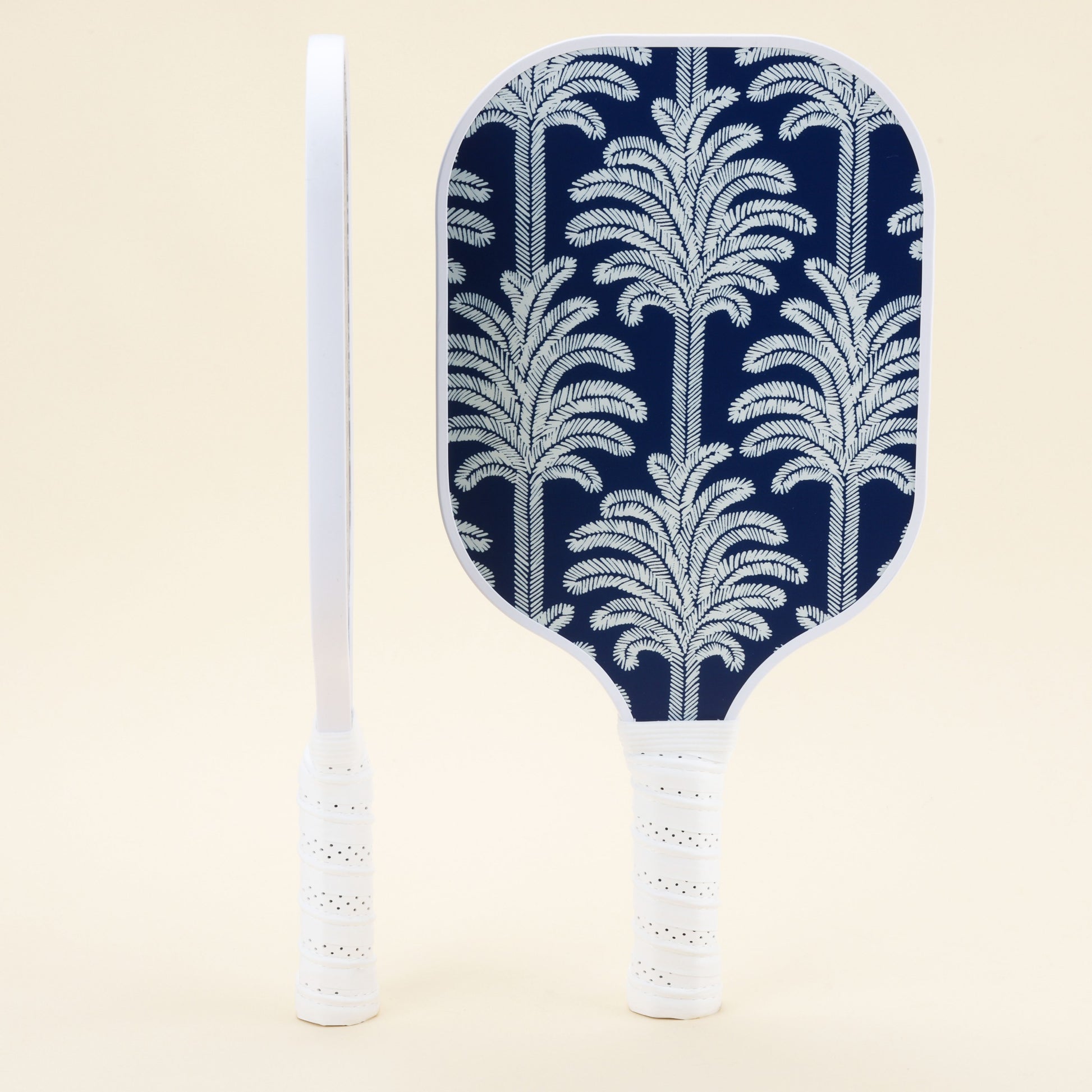 Essential Pickleball set for beginners, including 2 paddles, 4 durable balls, and a handy carry bag for on-the-go play.